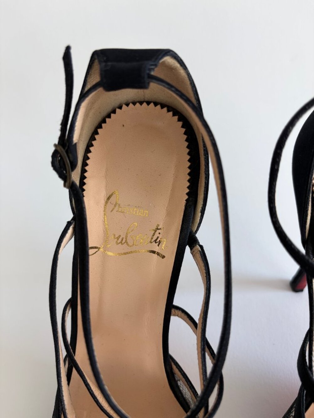 CHRISTIAN LOUBOUTIN VANITARITA LACE PEEP TOE HEEL - Picture 3 of 8